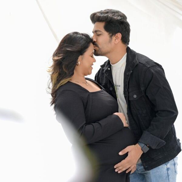 Western gown maternity photoshoot in Solapur with elegant style